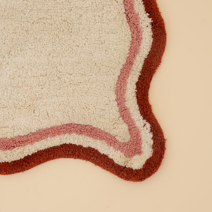 Red Scalloped Retro Tufted Cotton Bath Mat, View 4