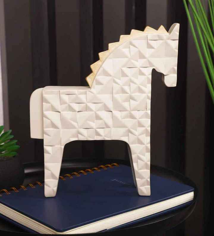 Expobazaar Modern Geometric Horse Resin Sculpture for Contemporary Decor
