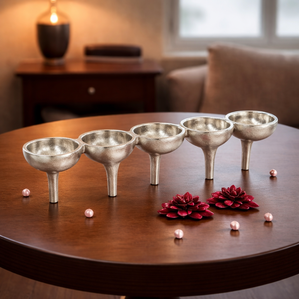 Expobazaar Rivera Candle & T-Light holder medium Silver