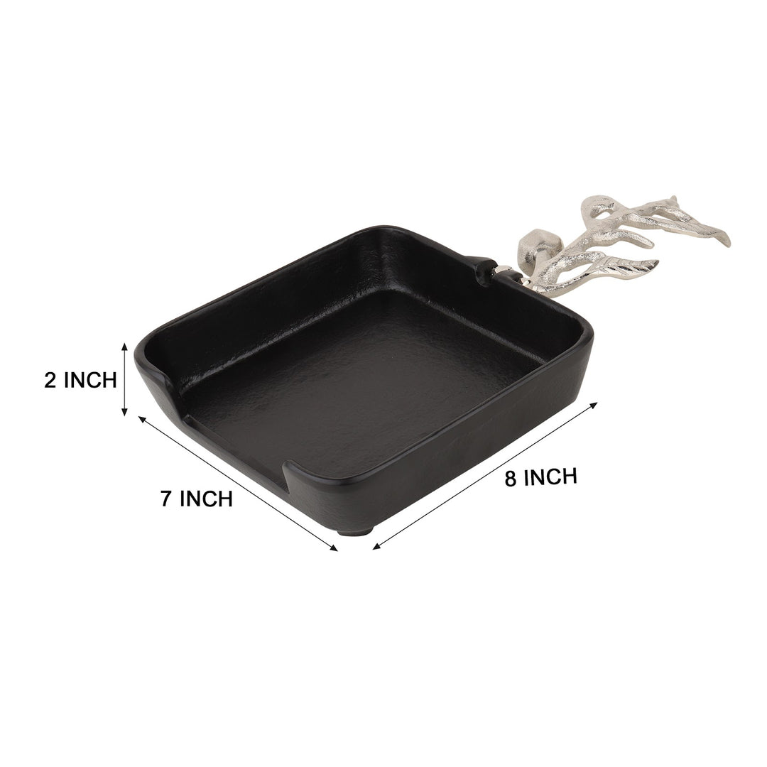 Expobazaar Leafy tissue holder in Silver