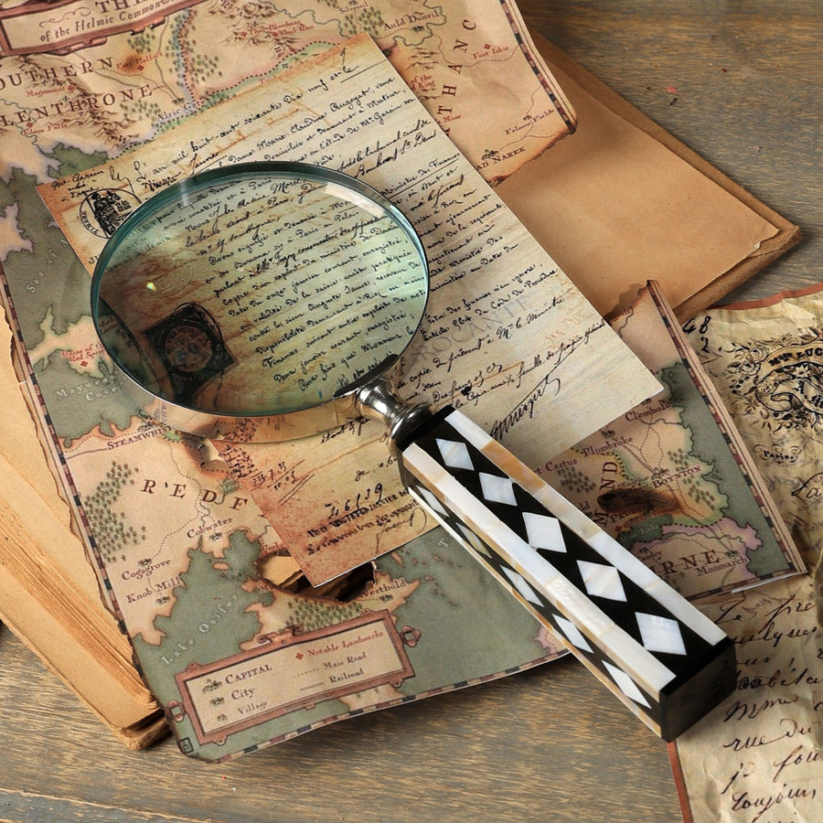 Rwanda Round Handheld Table Magnifier