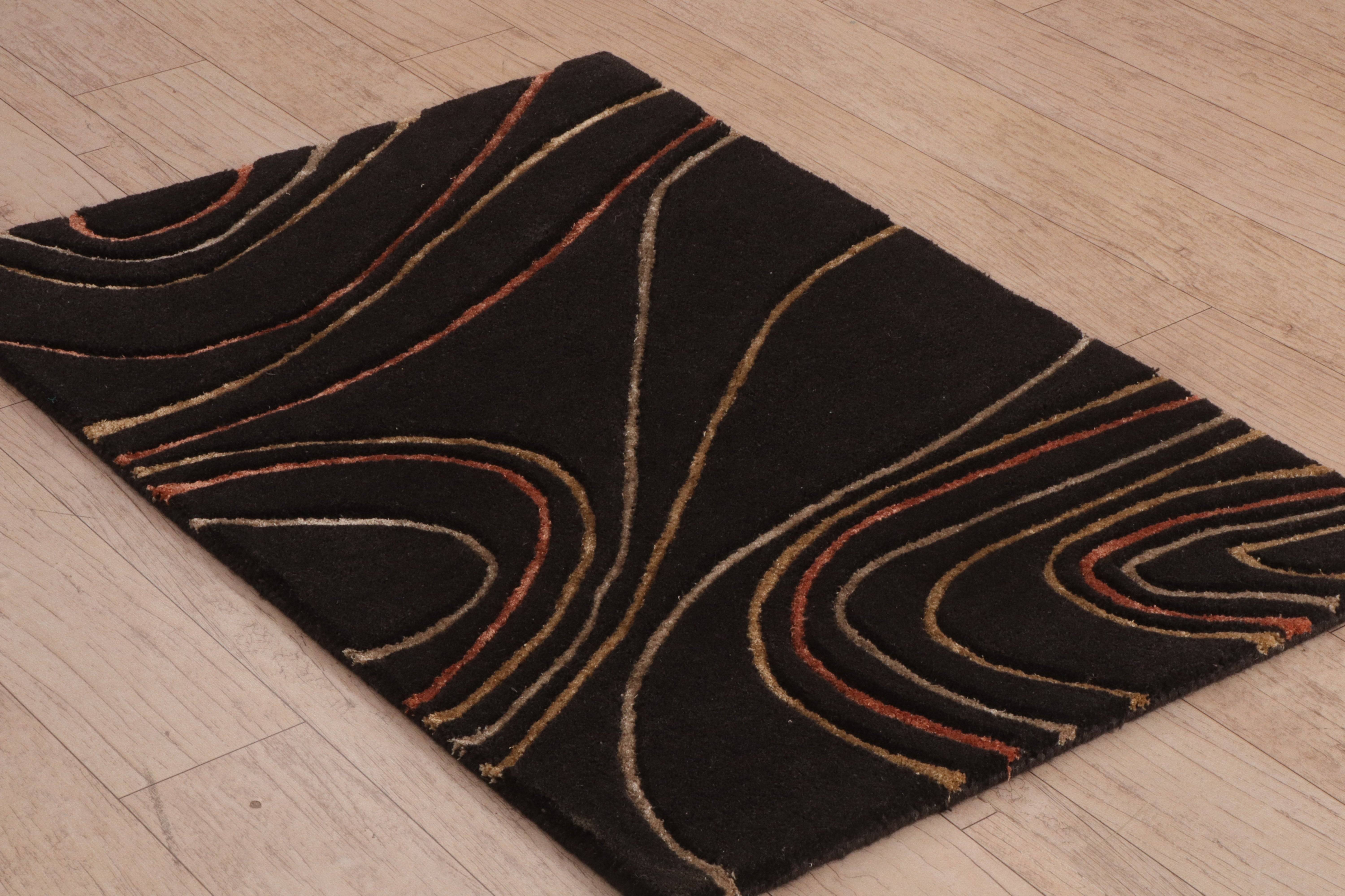Riveting Ribbons the Flowing Flair | Hand-Tufted Wool-Viscose Entryway Ribbon