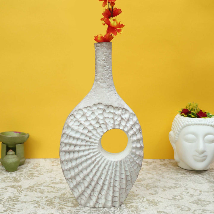 Seashell Serenity Vase Trio | Coastal Ceramic Vases for Oceanic Charm