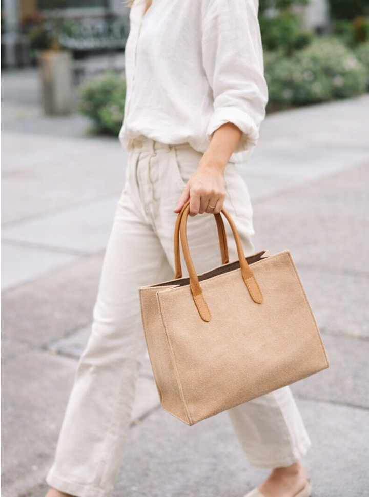 Expobazaar Nude Canvas Carryall with Timeless Design