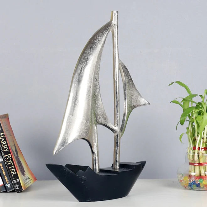 Dream Boat Decorative Sculpture – Symbol of Hope and Dreams