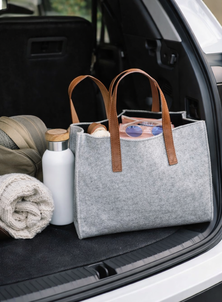 Expobazaar Minimalist Grey Felt Handbag with Leather Handles