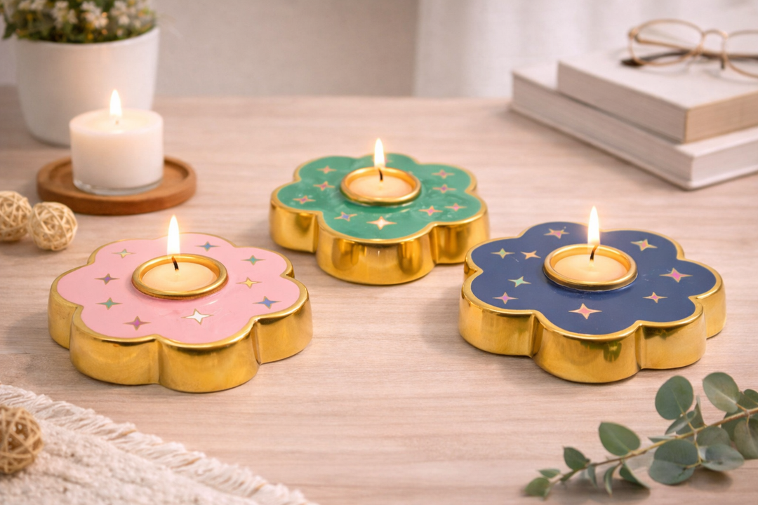 Flower shaped casted T- light Holders