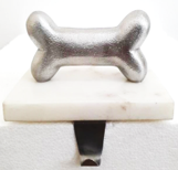 Stylish Bone Pet Leash Holder – Convenient and Chic"