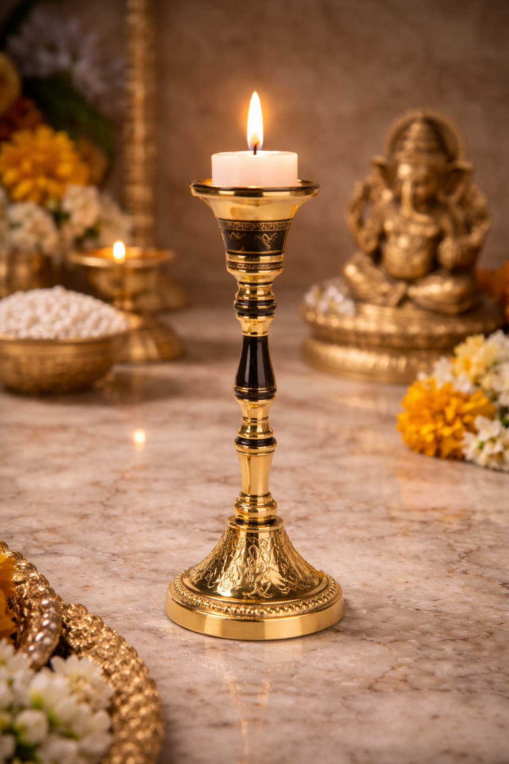 Modern Aluminium Candle Holder for Gifting