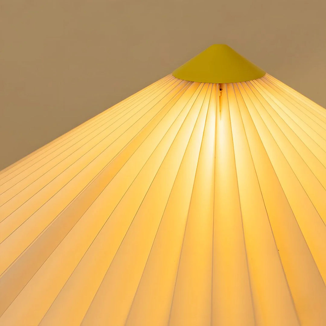 Expobazaar Wavy Floor Lamp Butter Yellow