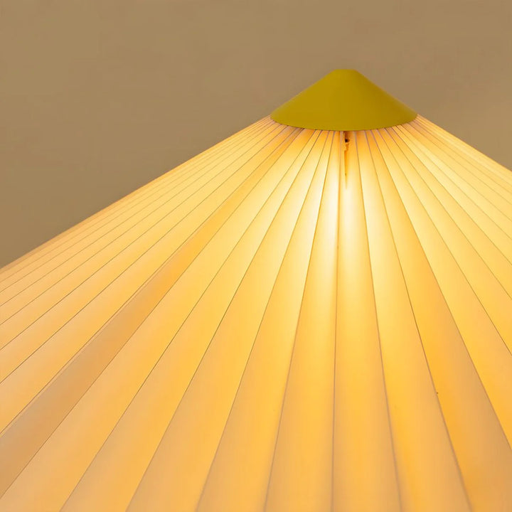 Expobazaar Wavy Floor Lamp Butter Yellow
