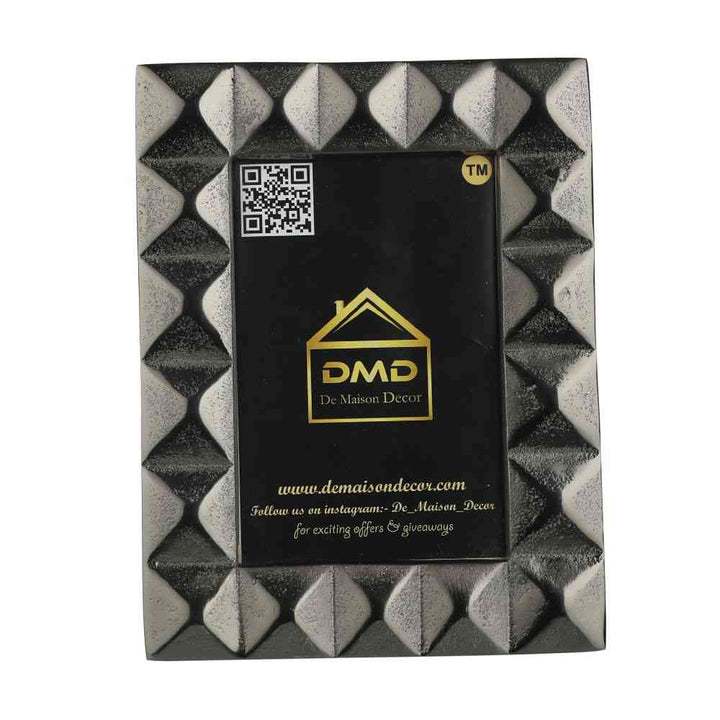 Jacey Modern Memory Frame | Sleek Photo Display for Contemporary Decor