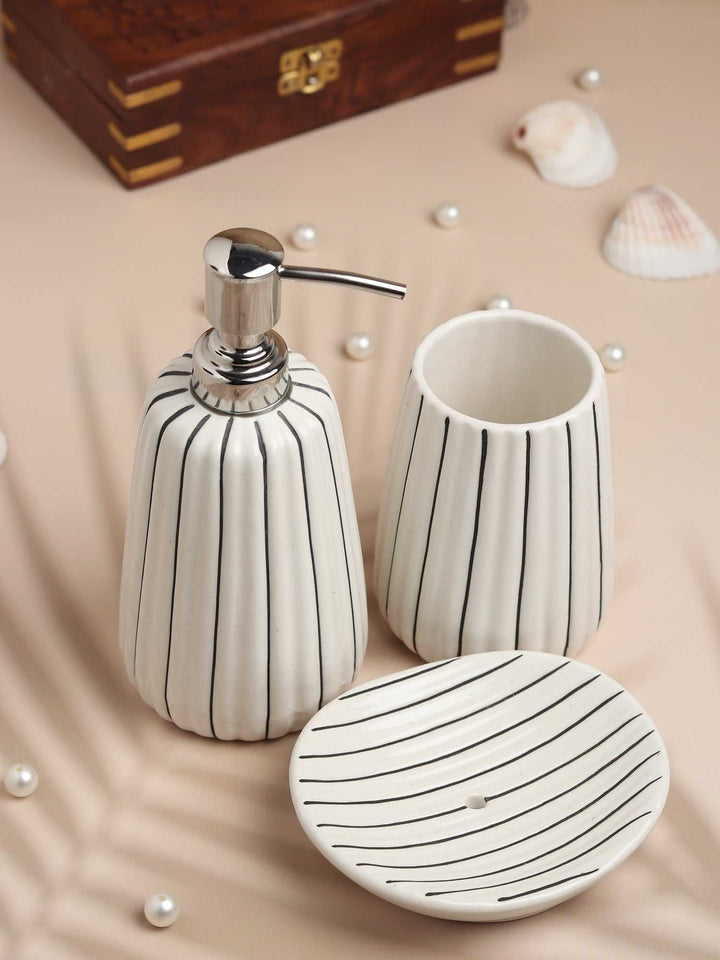 Blanc Brilliance Vase Set | Pristine White Bath for Modern Serenity