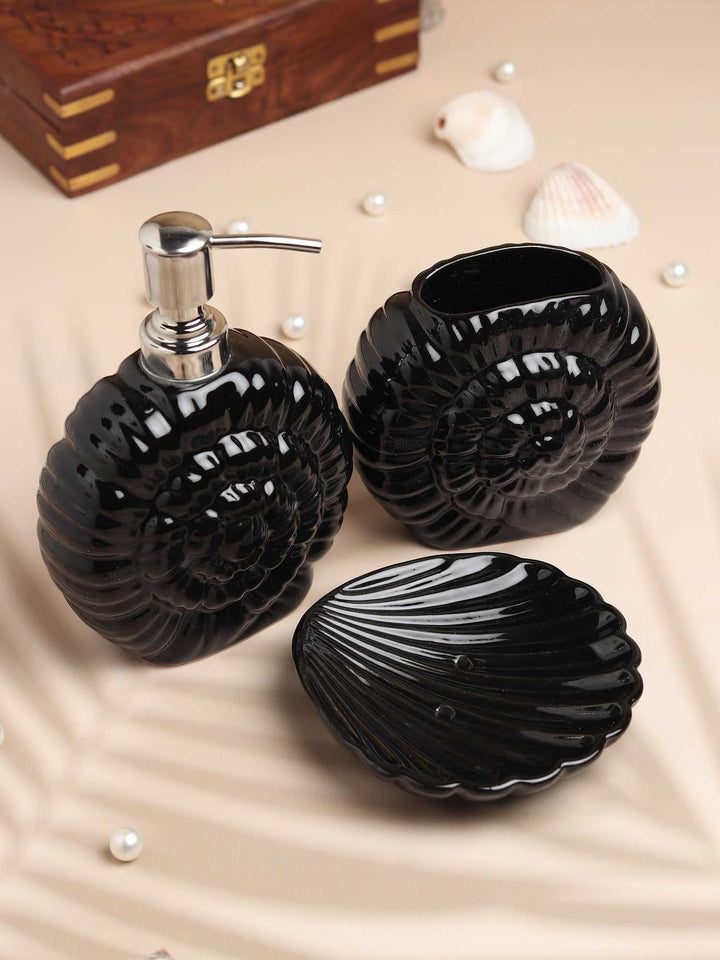 Shell Serenity Coastal Bath