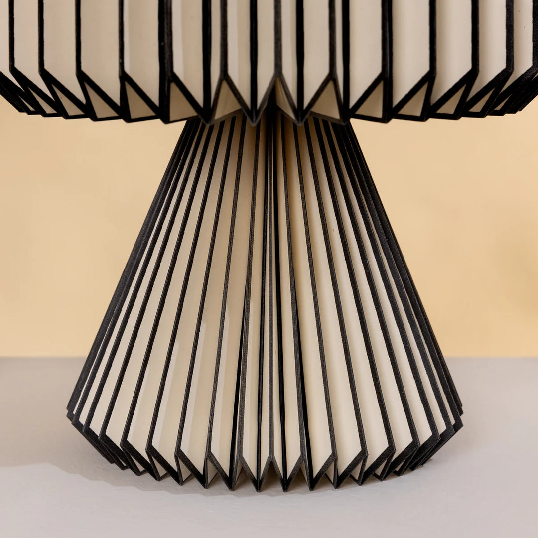 Expobazaar Orilamp Origami Black Table Lamp