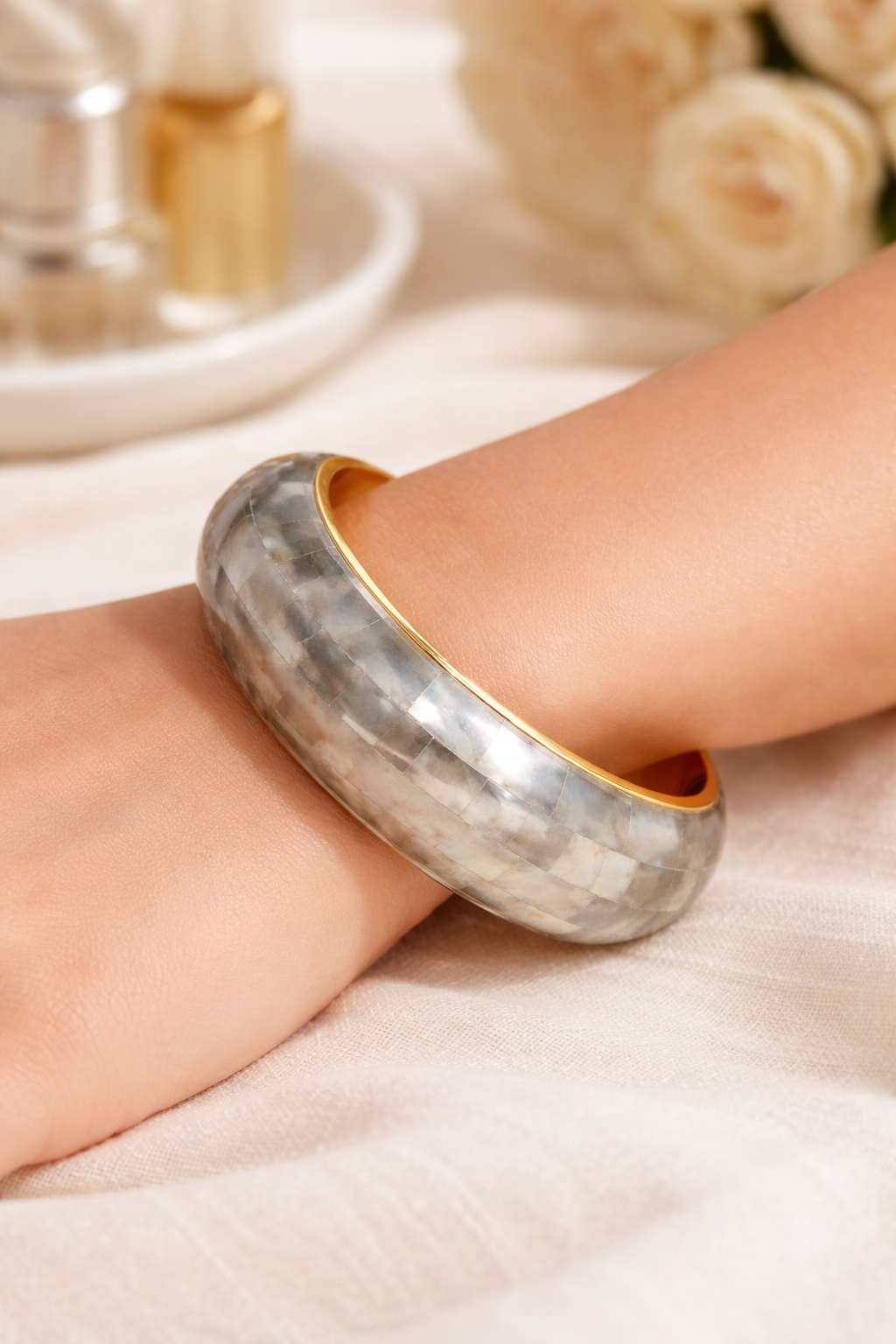 Lovely Cadeau Sage Grey Pearl Inlay Wooden Statement Bangle