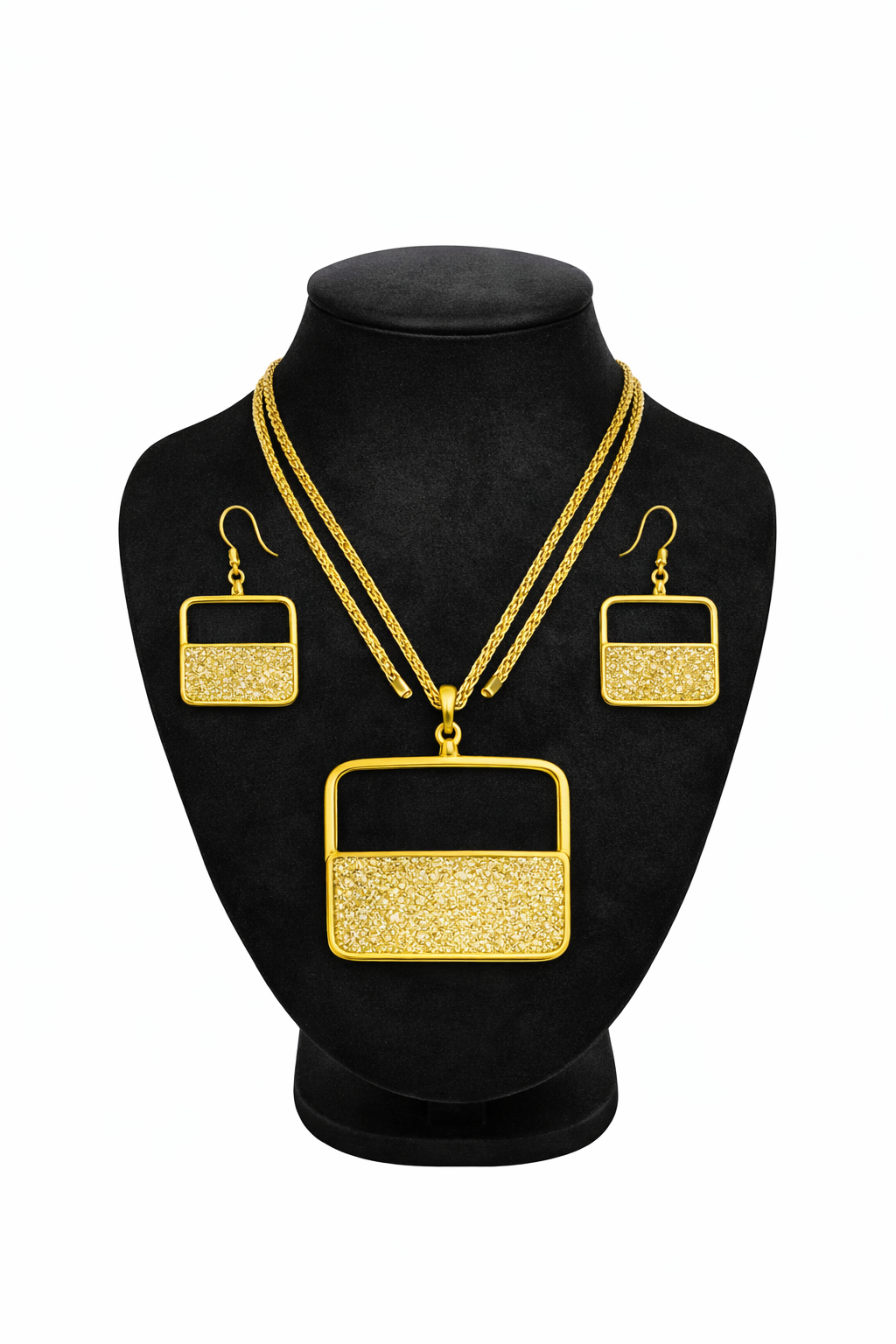 Savoir-faire of Vitality: Handcrafted Brass Pendant & Earrings Set