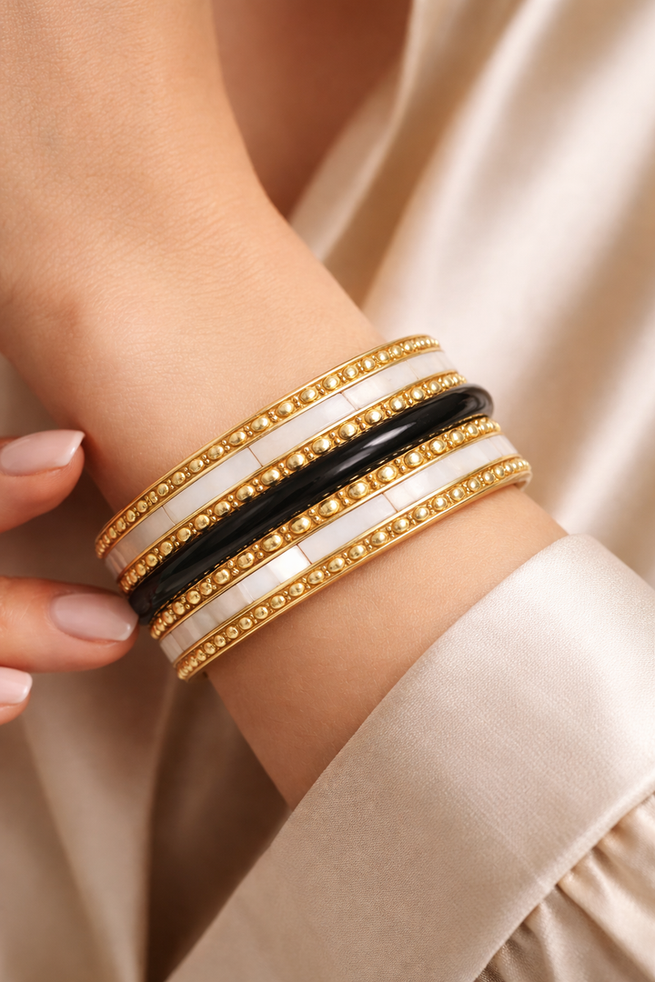 Handcrafted Seductive Fantasy Anthracite Black & Pearl Bangle