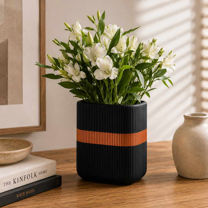 Glass Flower Vase, Black