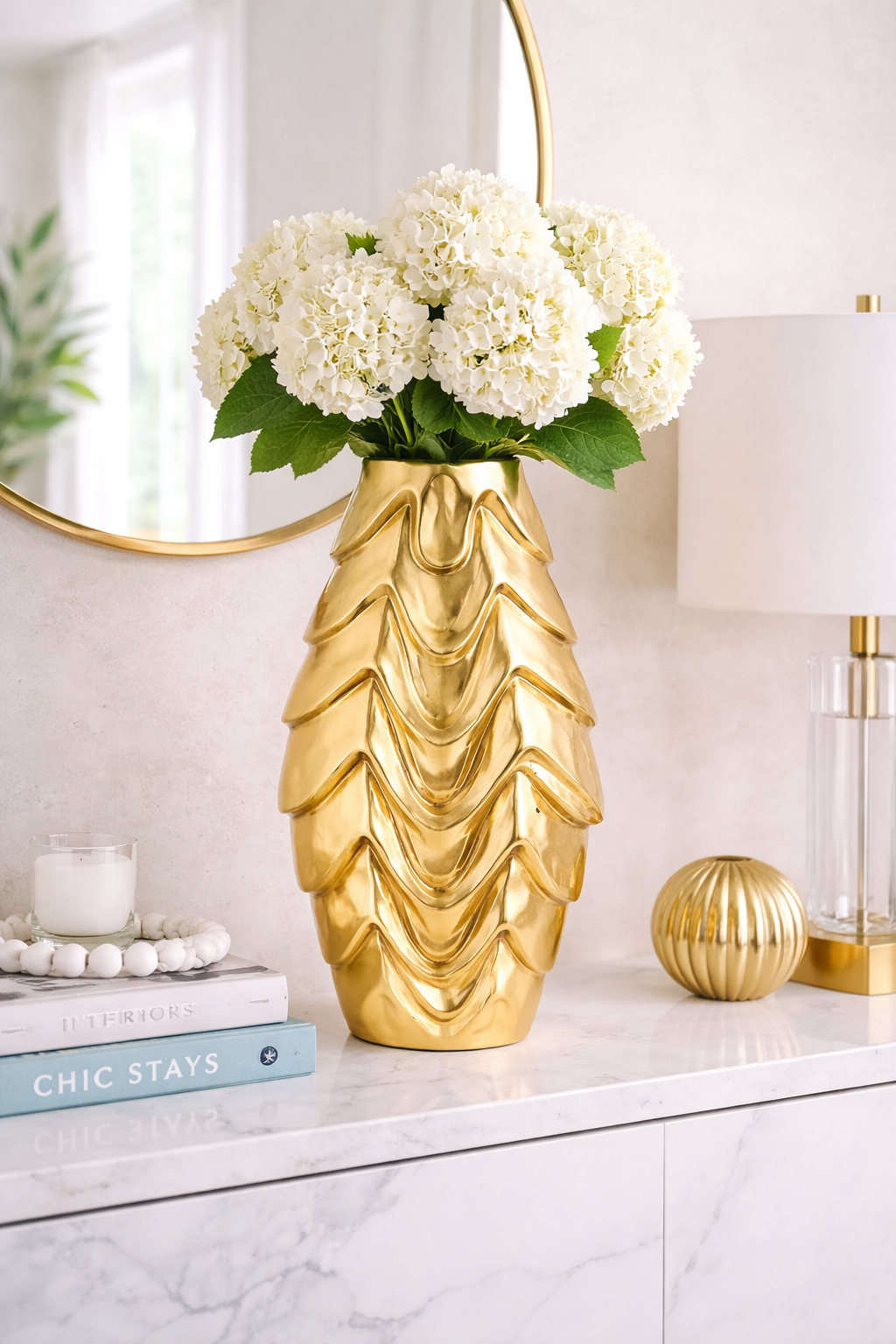 Sona Aluminium Decorative Vase - Modern Indian Elegance