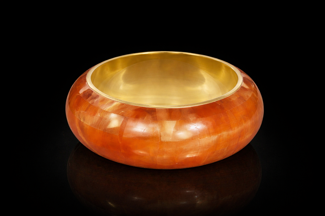 Cool Cadeau Mother of Pearl Inlay Convex Wood Bangle