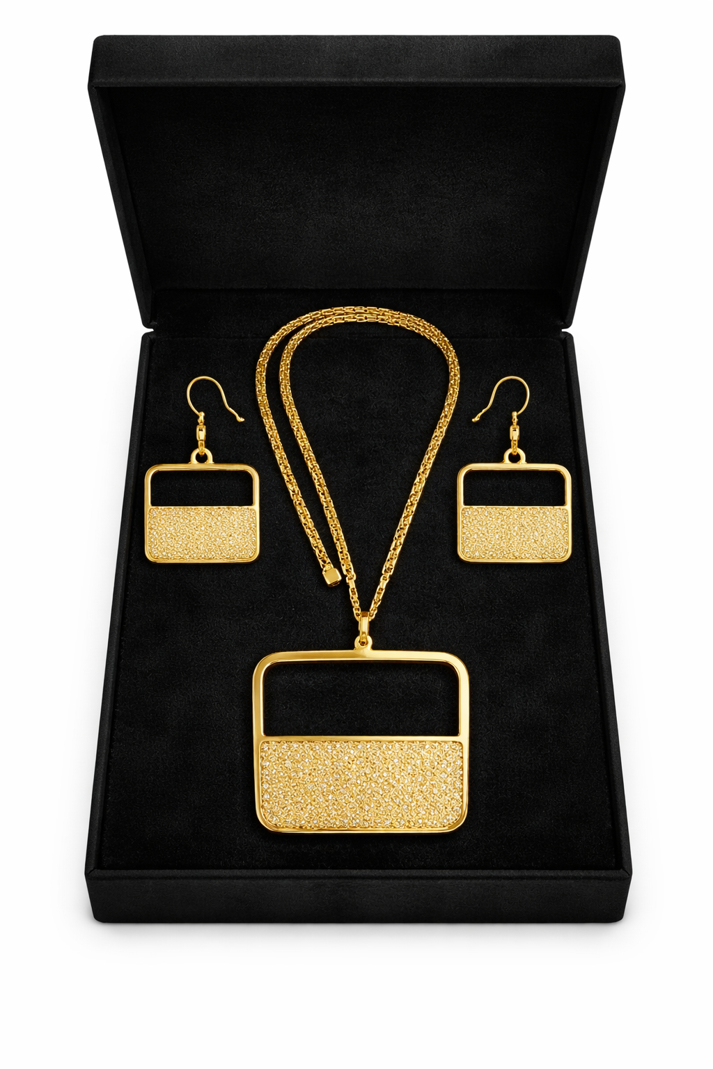 Savoir-faire of Vitality: Handcrafted Brass Pendant & Earrings Set