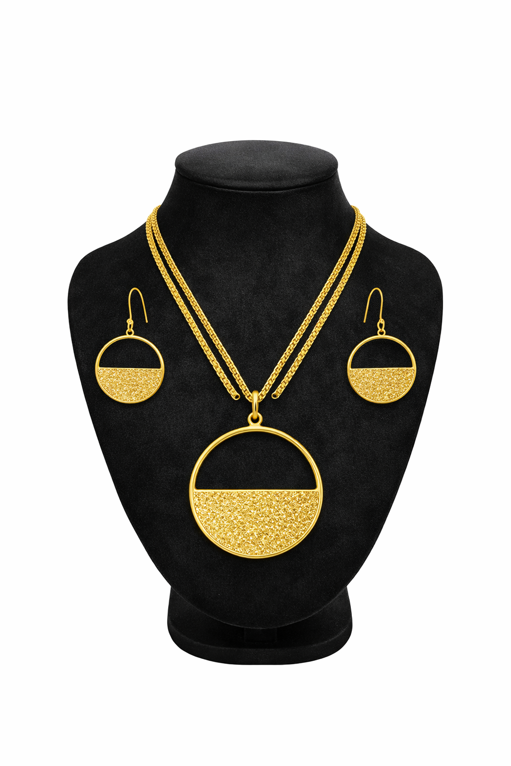 Savoir-faire of Vivacity: Handcrafted Brass Pendant & Earrings Set