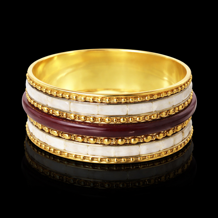 Sizzling Fantasy Handcrafted Chocolate Resin & Pearl Fashion Bangle