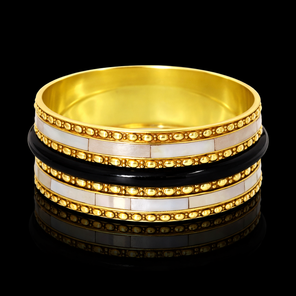 Handcrafted Seductive Fantasy Anthracite Black & Pearl Bangle