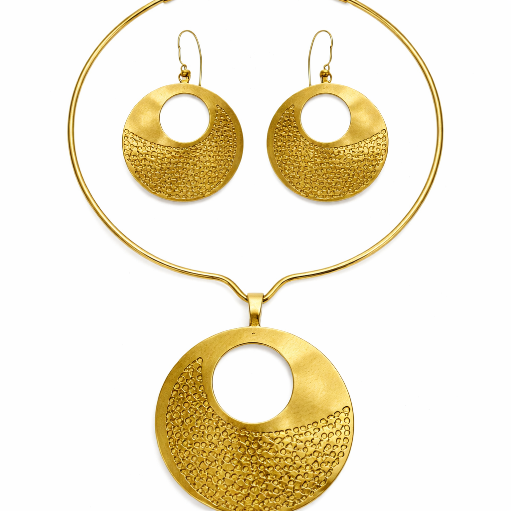 Zingara Charm: Polished Brass Jewelry Set with Etched Details