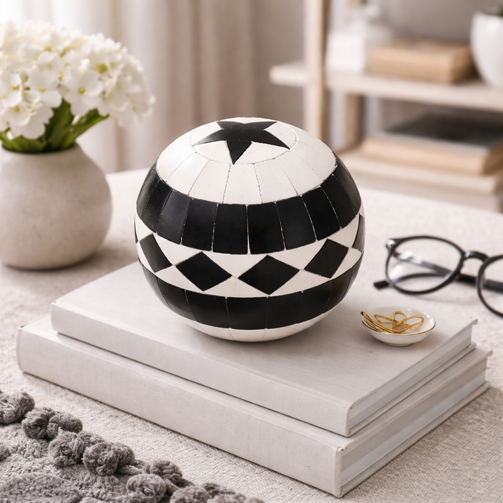 Artistic Resin Star Design Decorative Sphere Showpiece