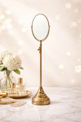 Functional & Stylish Metal Frame Magnifying Glass
