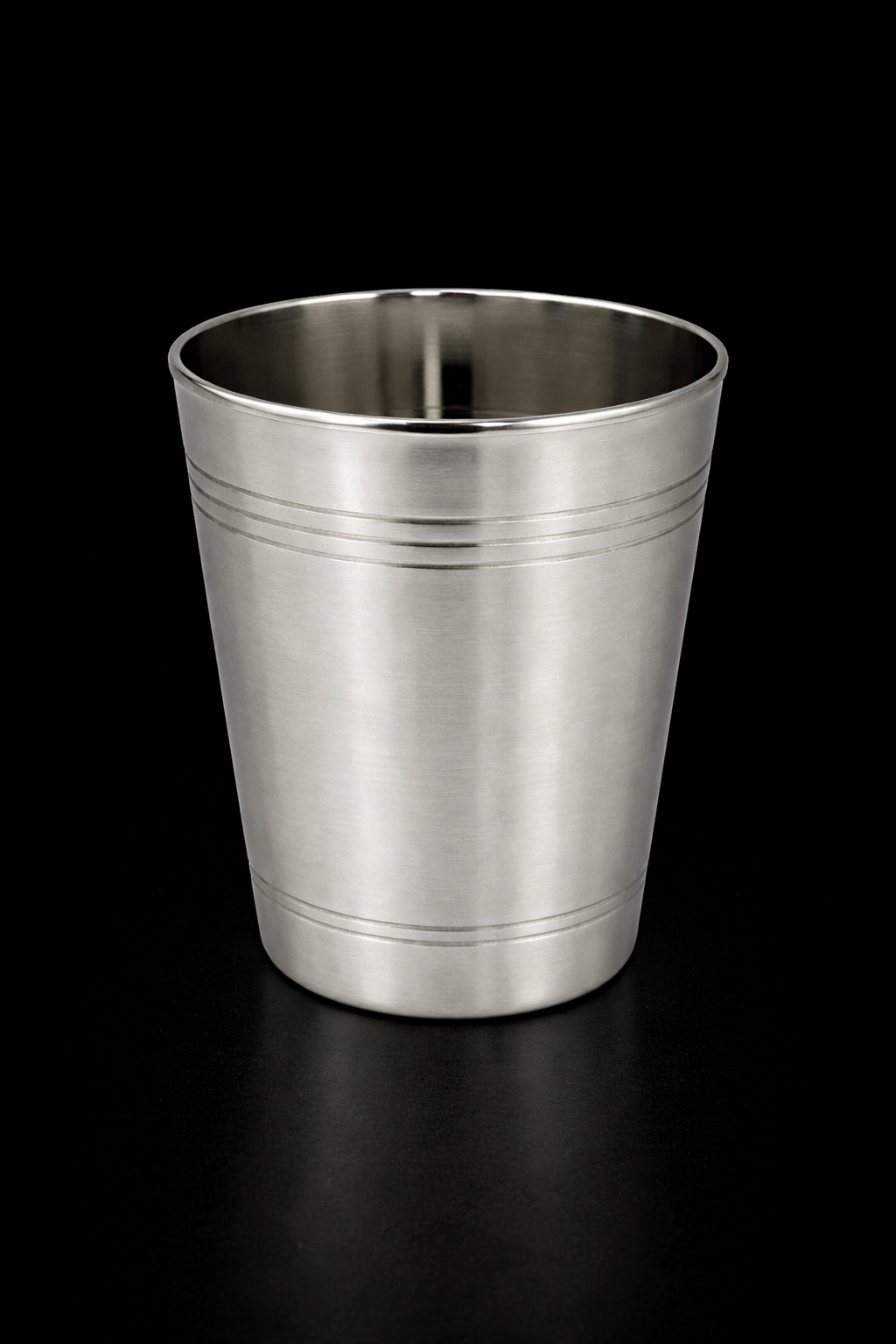 Classic Stainless Steel Glass for Stylish Hydration
