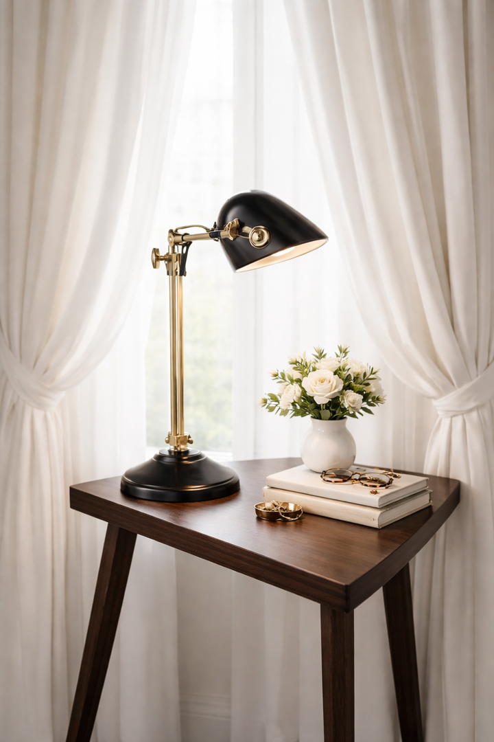 Vintage-Inspired Bankers Desk Lamp with Metal Base