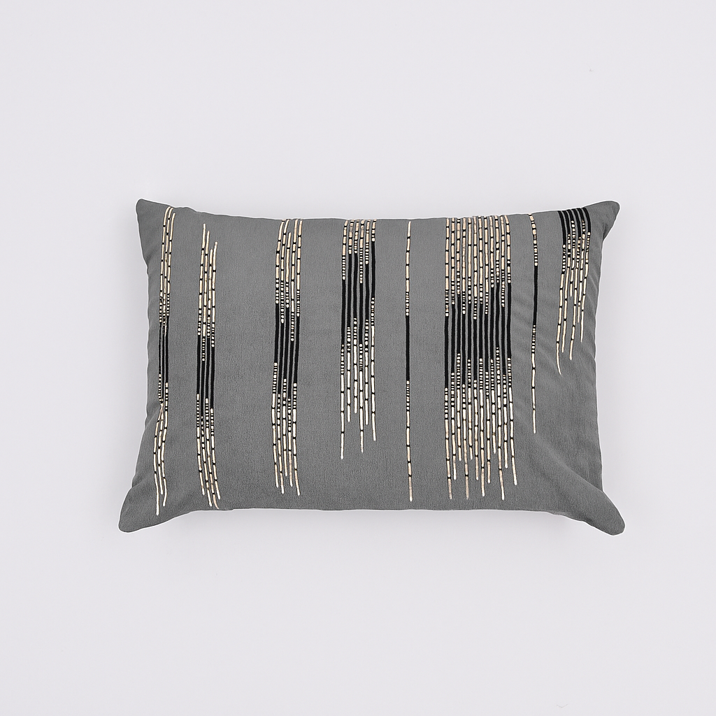 Golden Glow Midas Lumbar Pillow Cover | Handmade 14x20 Regal Comfort