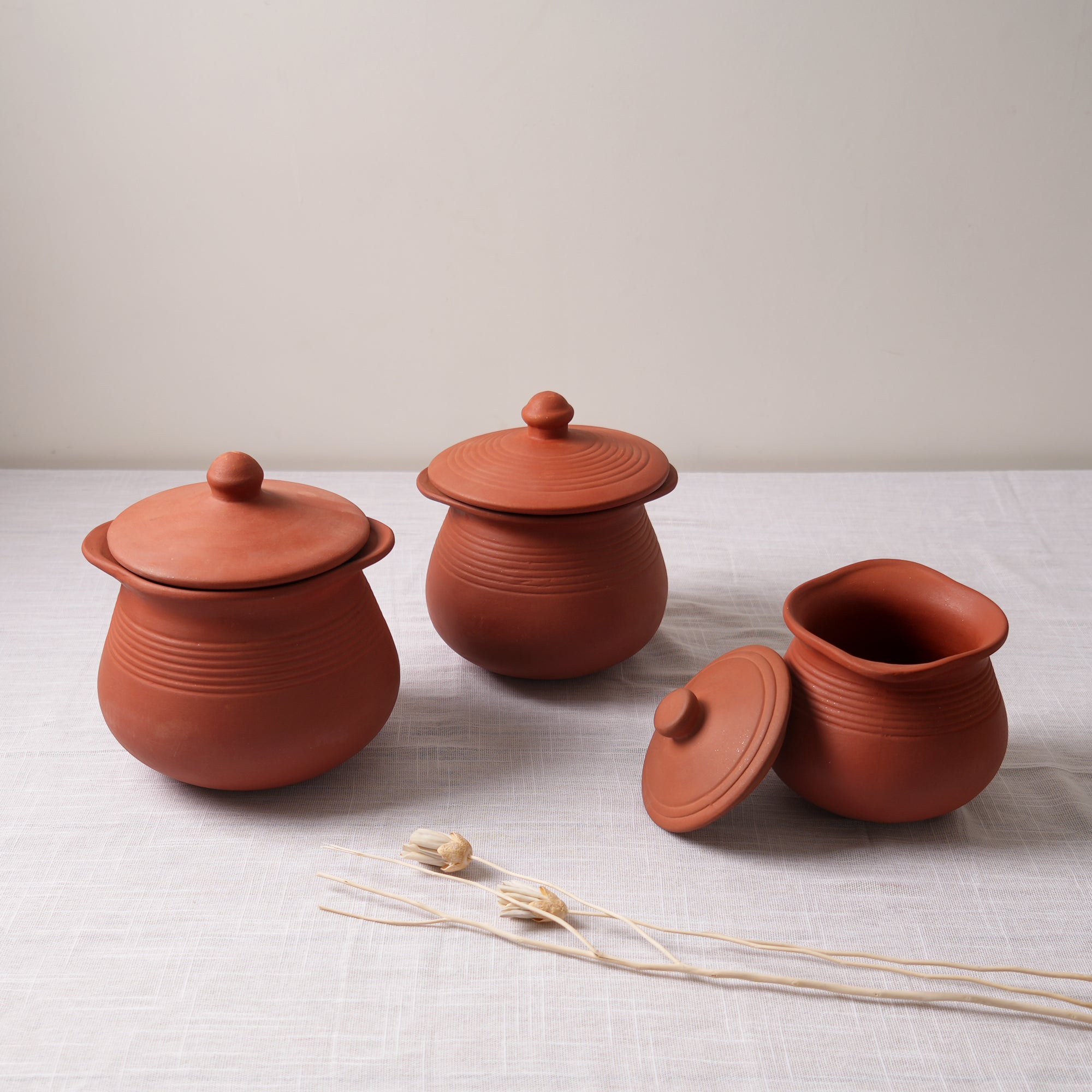 Handcrafted Terracotta Storage & Serving Pot Set with Lids (Set of 3)