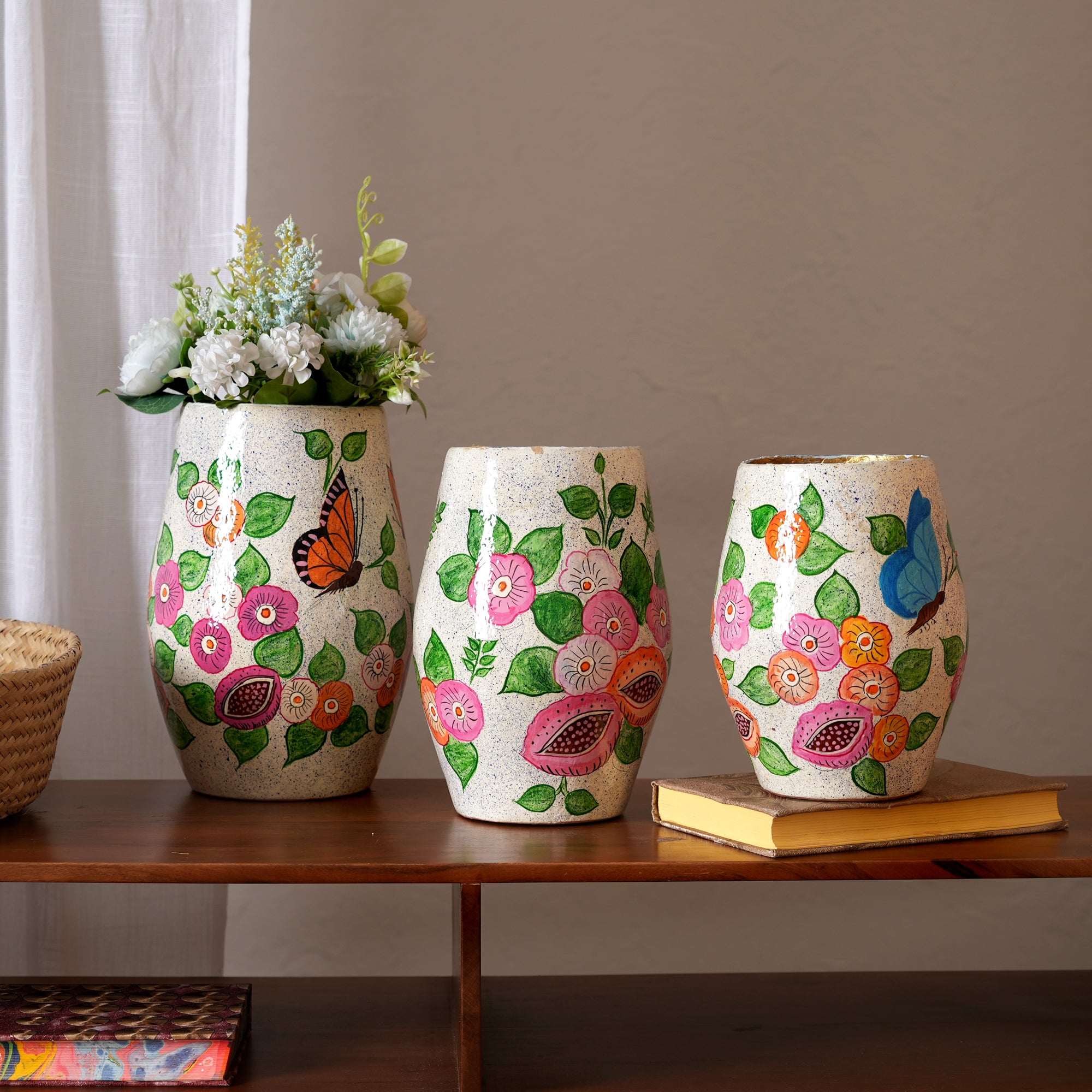 Handcrafted White Paper Mache Vase L