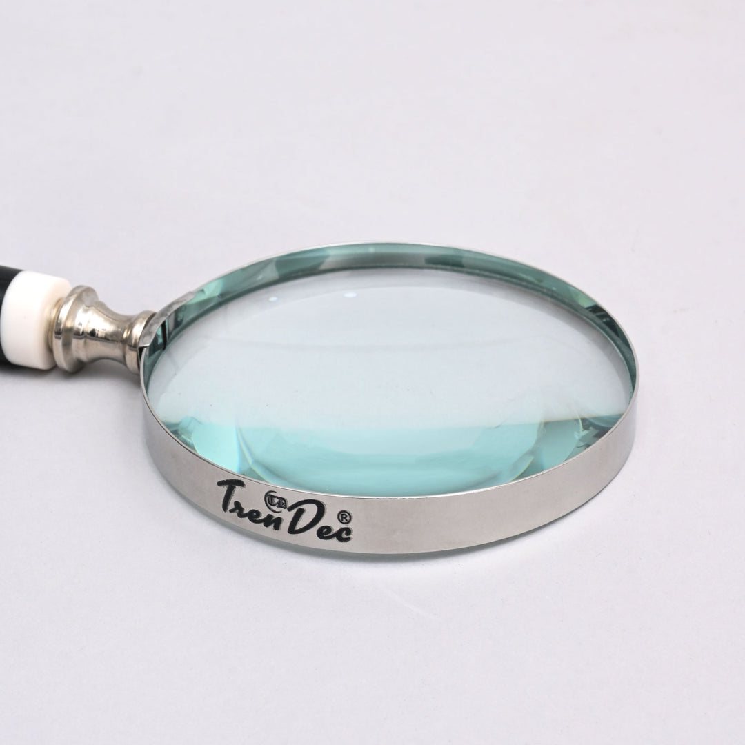 Decorative Stone Handle Magnifier Elegant Black and white Accent Piece