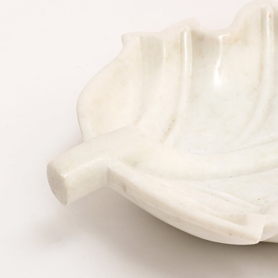 Handcrafted Marble Urli Leaf Tray