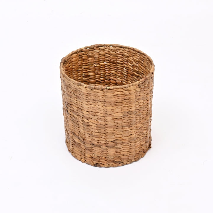 Handwoven Water Hyacinth Planter with Iron Frame – Natural Elegance for Indoor Spaces
