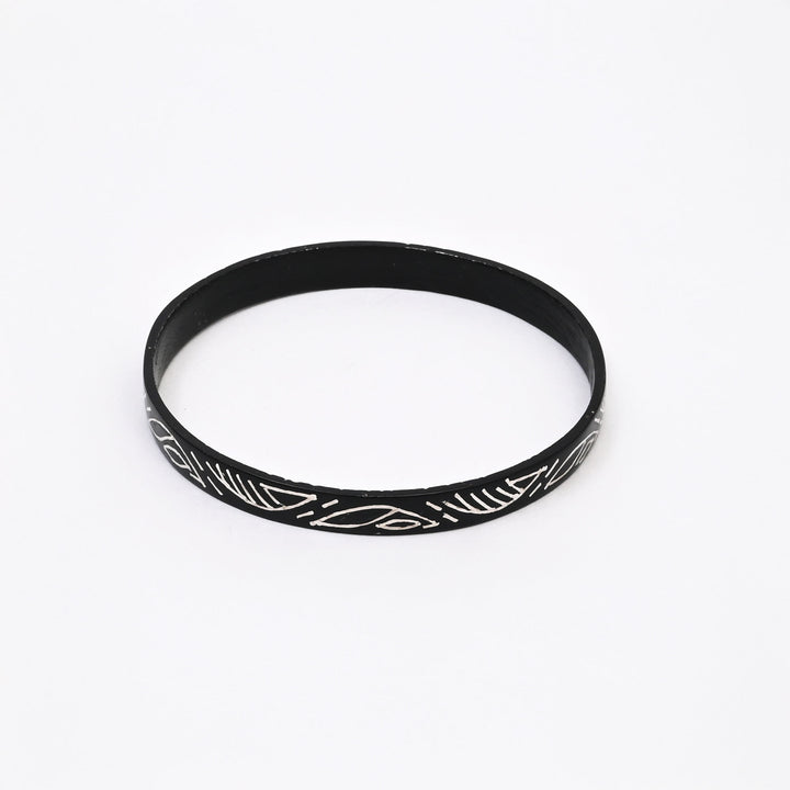 Bangles/Kada | Handcrafted Sculptural Bangles with Silver Inlay