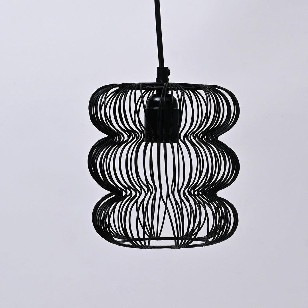Black Iron Hanging Pendant Light – Sleek Industrial Style Lamp