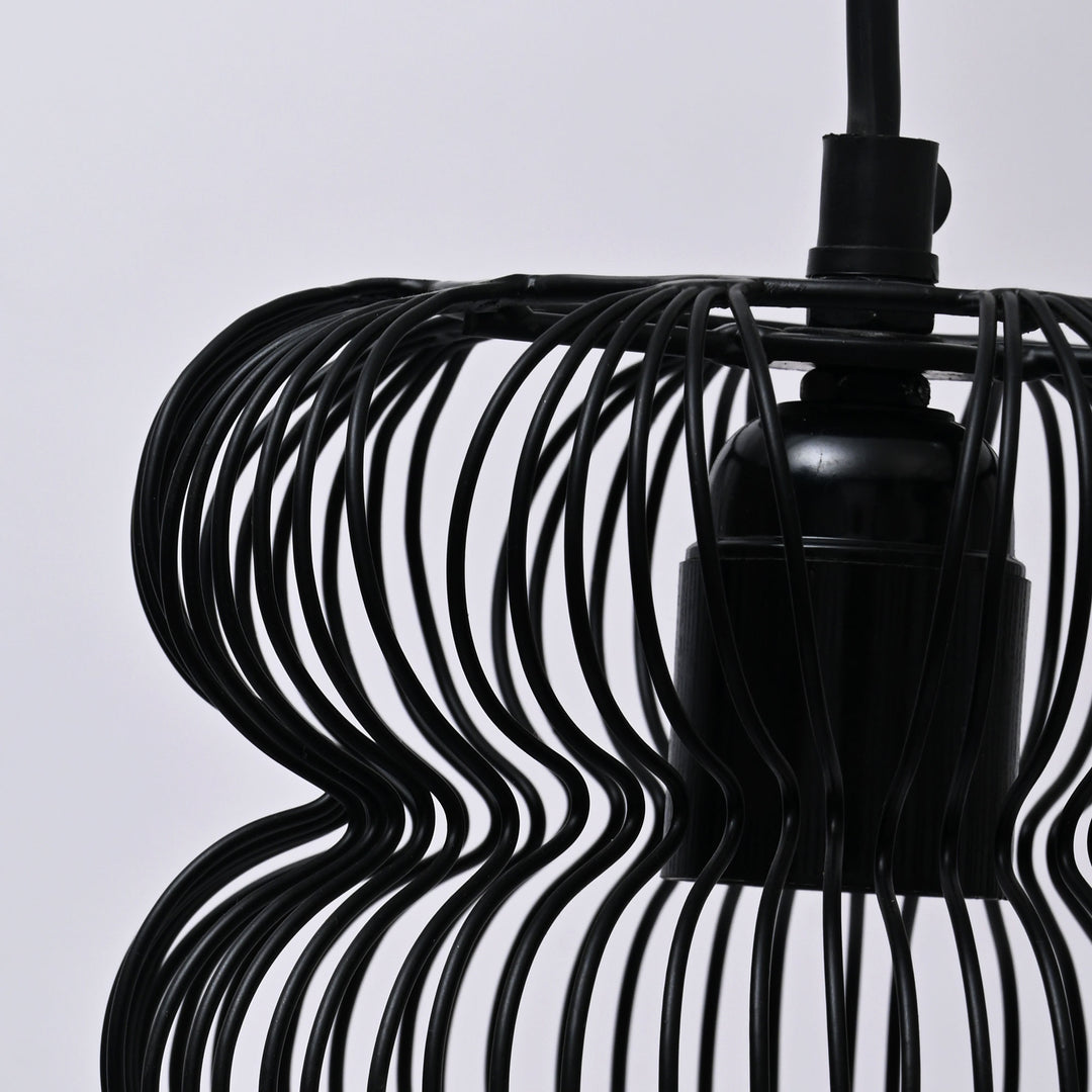 Black Iron Hanging Pendant Light – Sleek Industrial Style Lamp