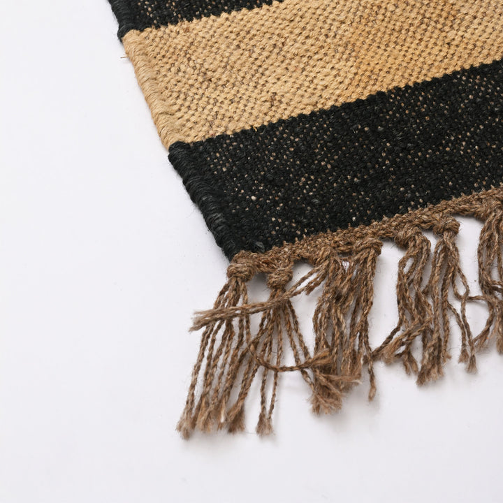 Earth-Band Minimalist Handwoven Jute Rug