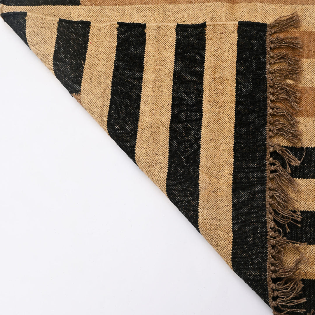 Earth-Band Minimalist Handwoven Jute Rug