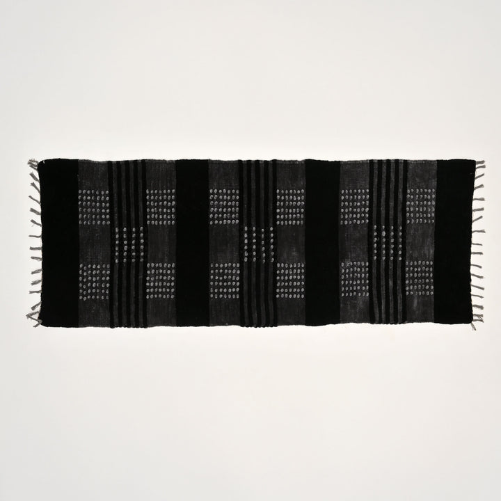 Handcrafted Aashan Patta: Black & Grey Handloom Elegance