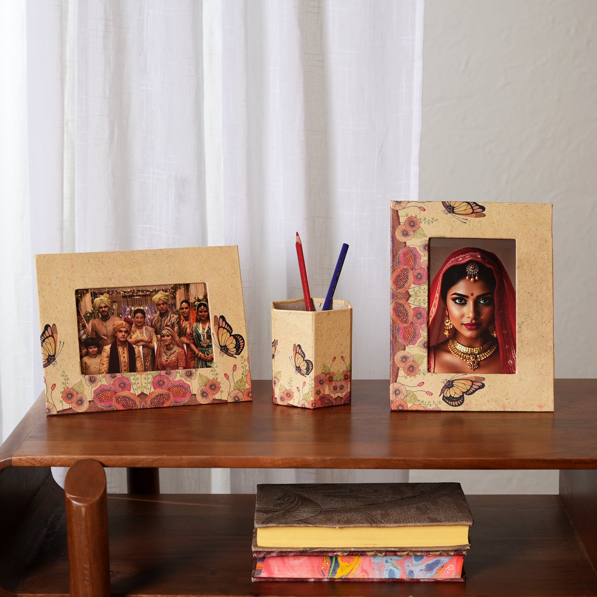 Handcrafted Organic Pen Stand