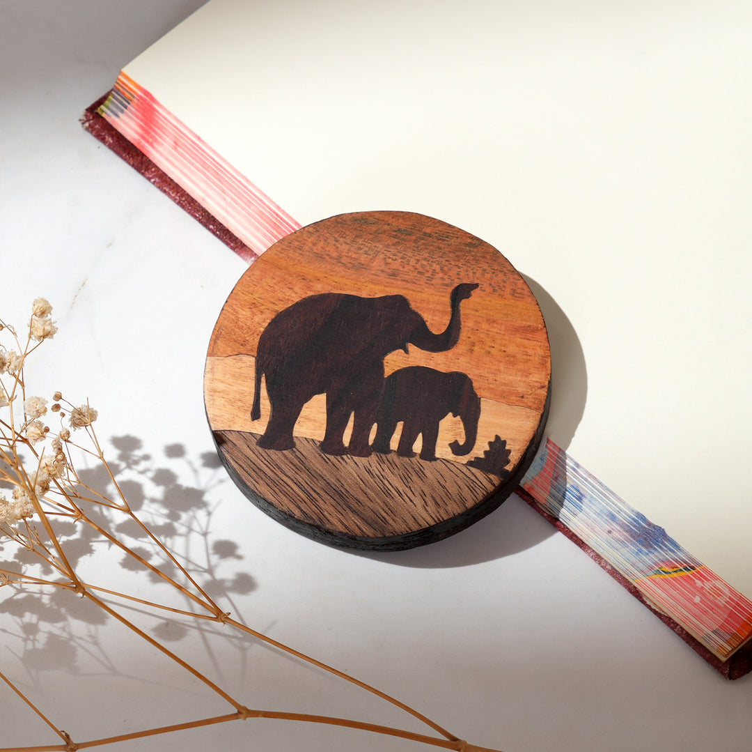 Elephant Family Magnet - Natural Wood Home Décor