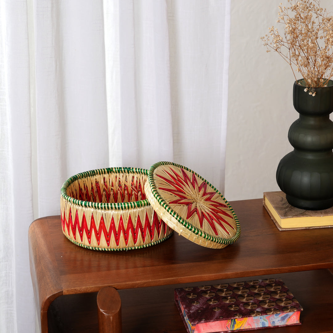Roti Box – Handcrafted Round Storage Box in Sikki Grass