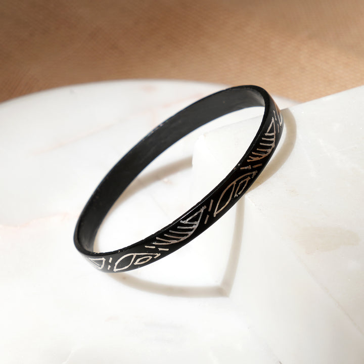 Bangles/Kada | Handcrafted Sculptural Bangles with Silver Inlay